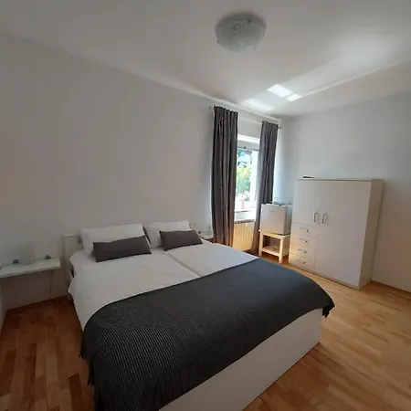 Pri Mihelovih 3*